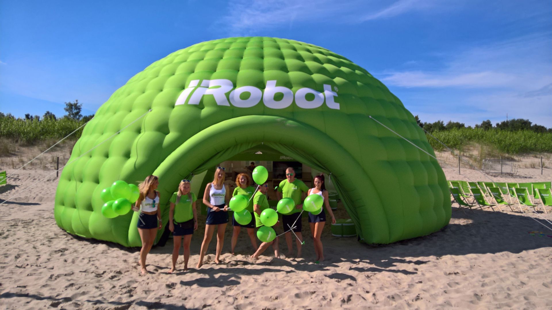 Megadome IS Igludome I Robot Studio 55