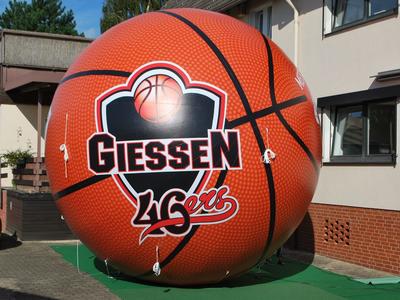 Aufblasbarer Riesenball