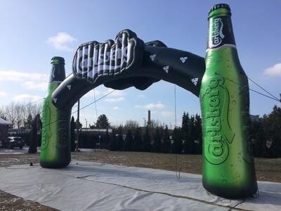 Carlsberg Flaschen Torbogen Mega Displays